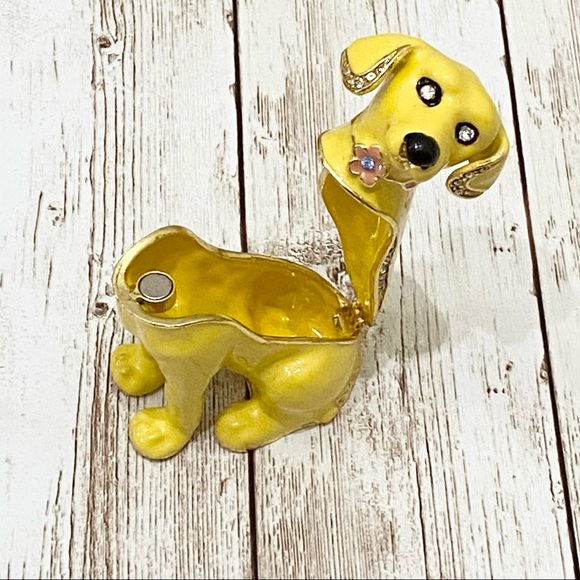 Chaka Purebred Yellow Labrador Enamel Teinket - Picture 4 of 14